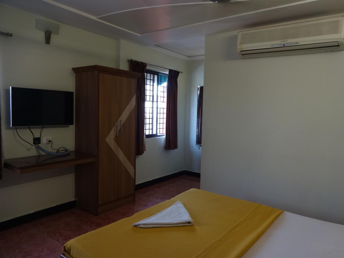 Hotel S R M Central Park Chennai Zewnętrze zdjęcie